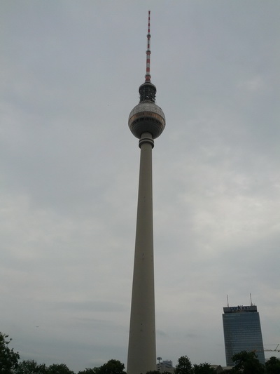 Berlin Backpacker Trip - Fernsehturm Berlin Backpacker Trip - Fernsehturm