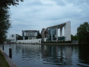 Berlin Kanzler-Haus von hinten Berlin_Kanzler_Haus
